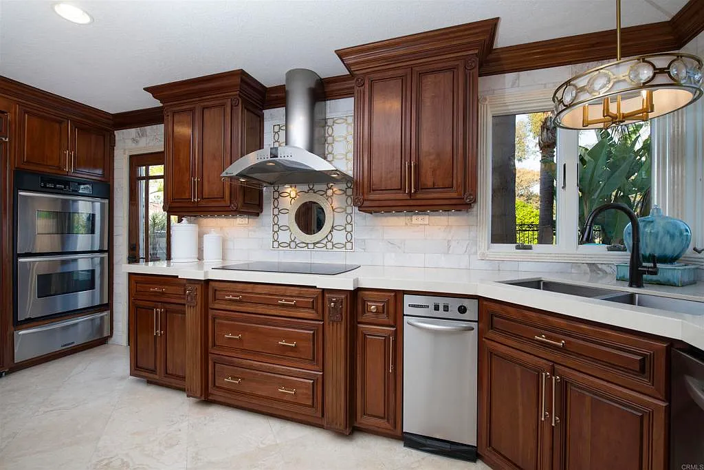 10737 Birch Bluff Ave -10