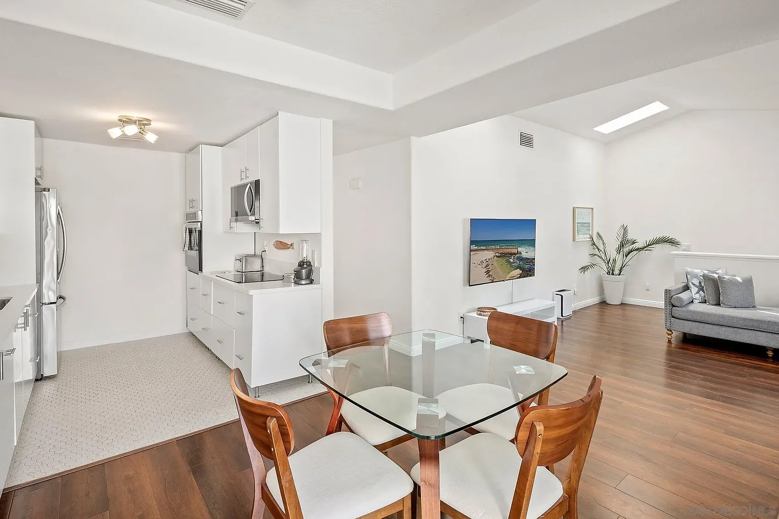 9985 Scripps Westview Way 4-10