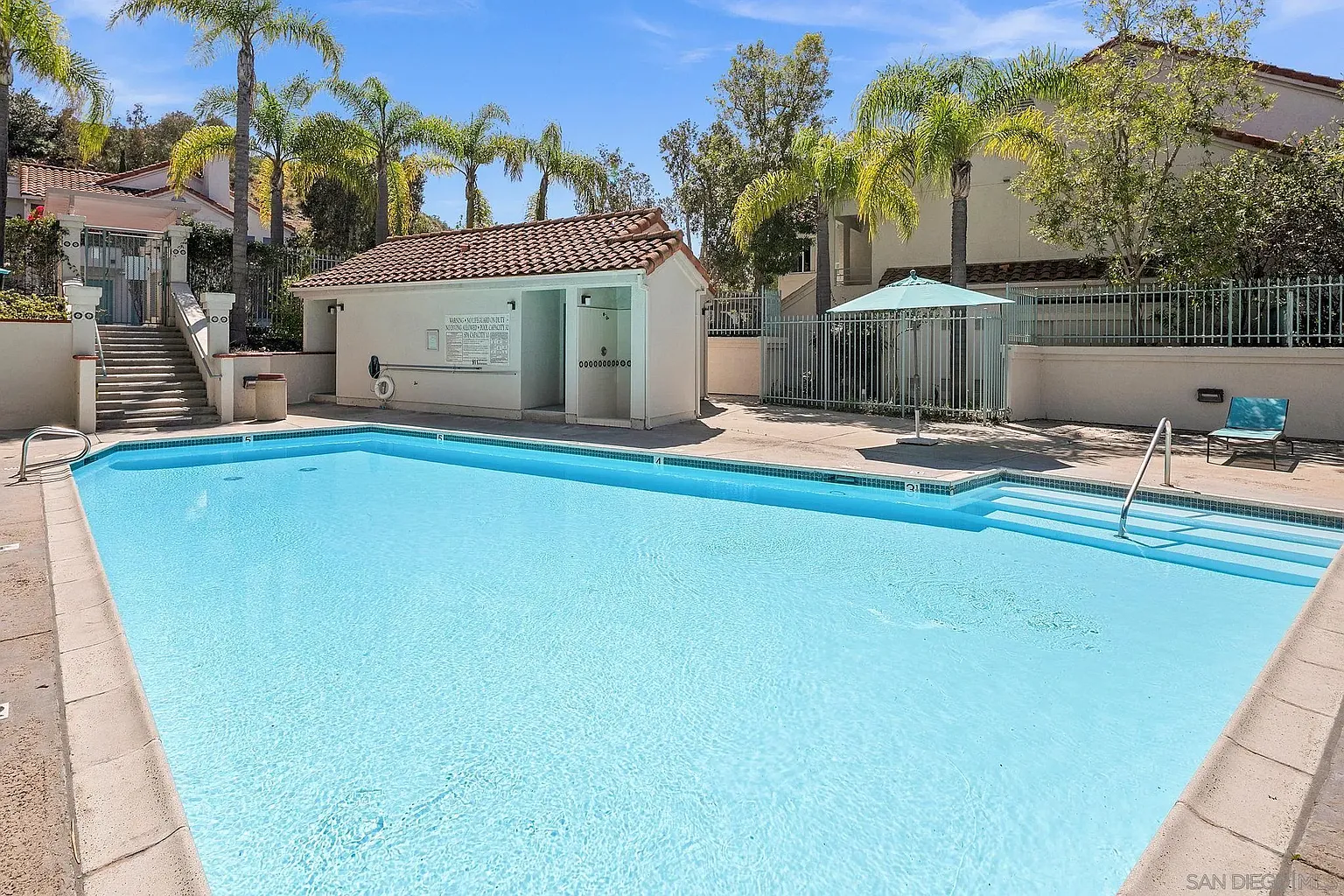 9985 Scripps Westview Way 4-27