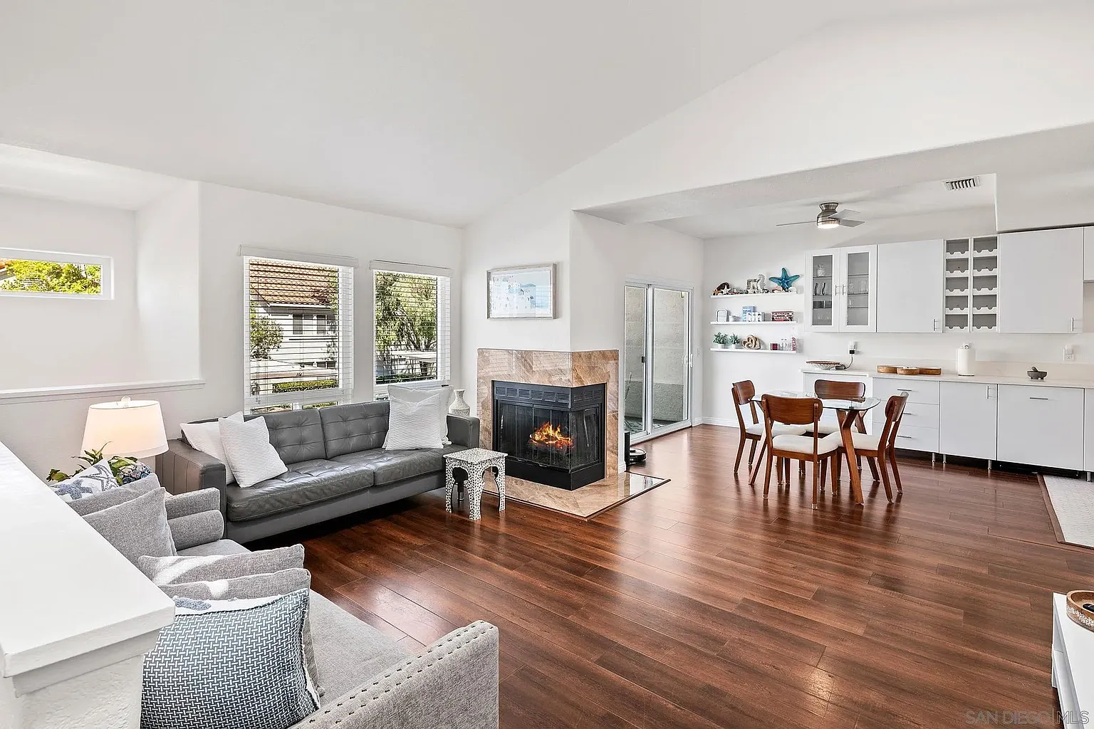 9985 Scripps Westview Way 4-6